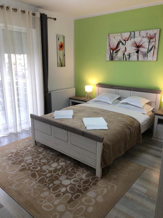Maya Green Residence **** Nagyszeben Kültér fotó